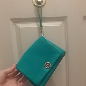Clutch purse